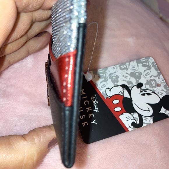 Disney Mickey Mouse Credit Card Holder NWT - Picture 4 of 6